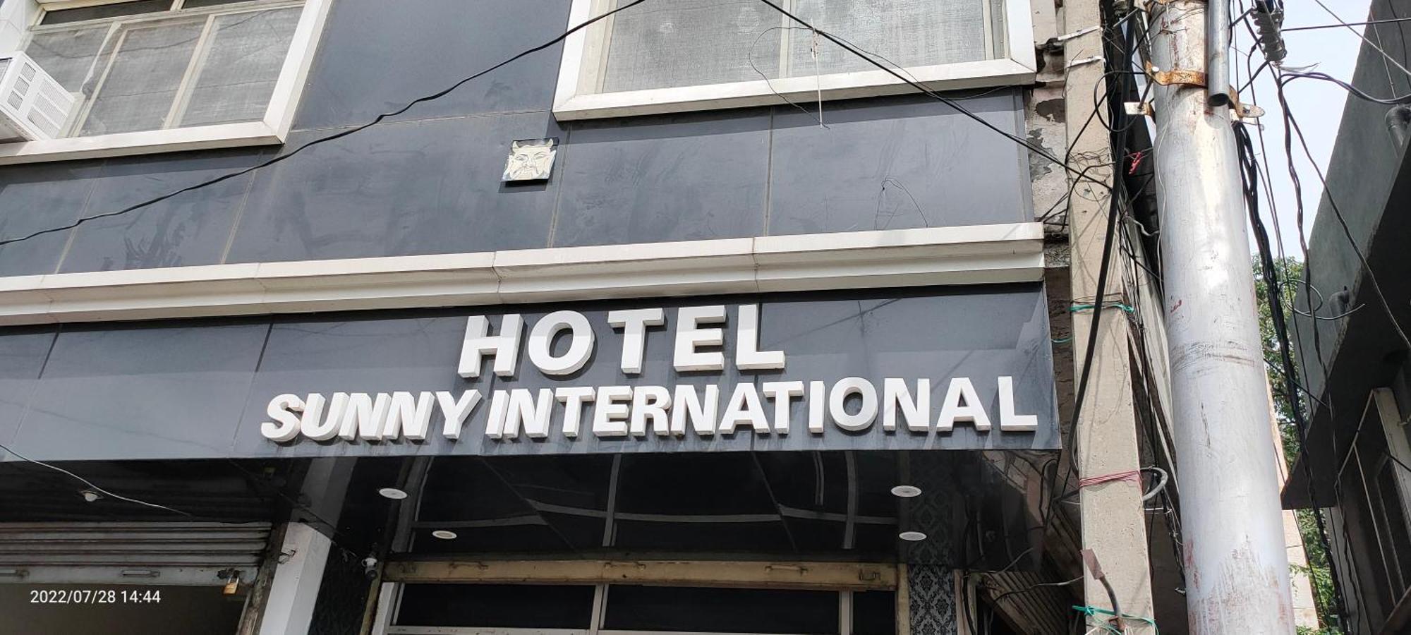 Hotel Sunny International Jammu Exterior photo