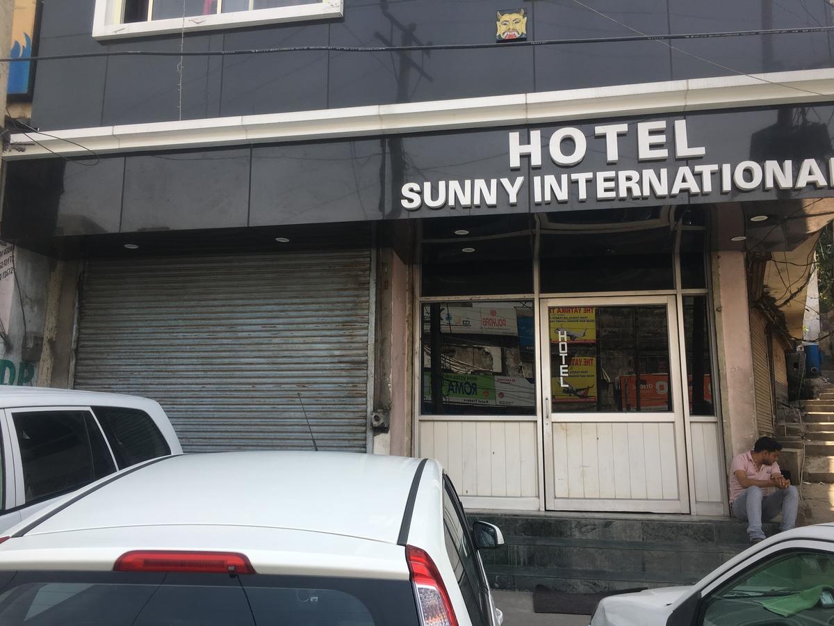 Hotel Sunny International Jammu Exterior photo